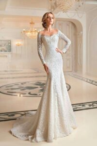Ivory lace mermaid wedding gown with long sleeves and train – Ethnora